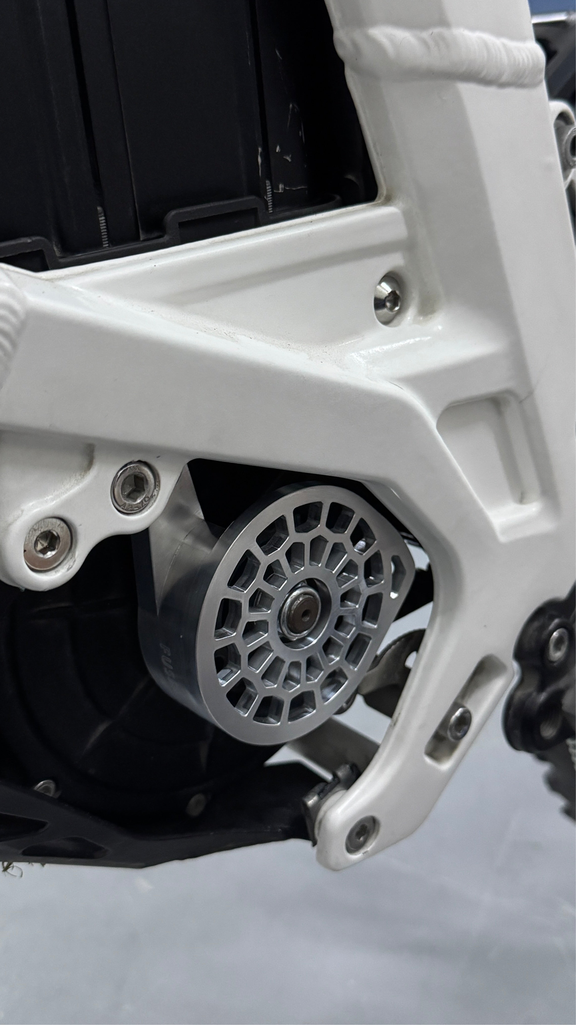 Metal Surron Motor Cover V2